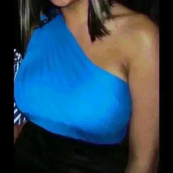 Asymmetrical Dress - Picture 2 of 4